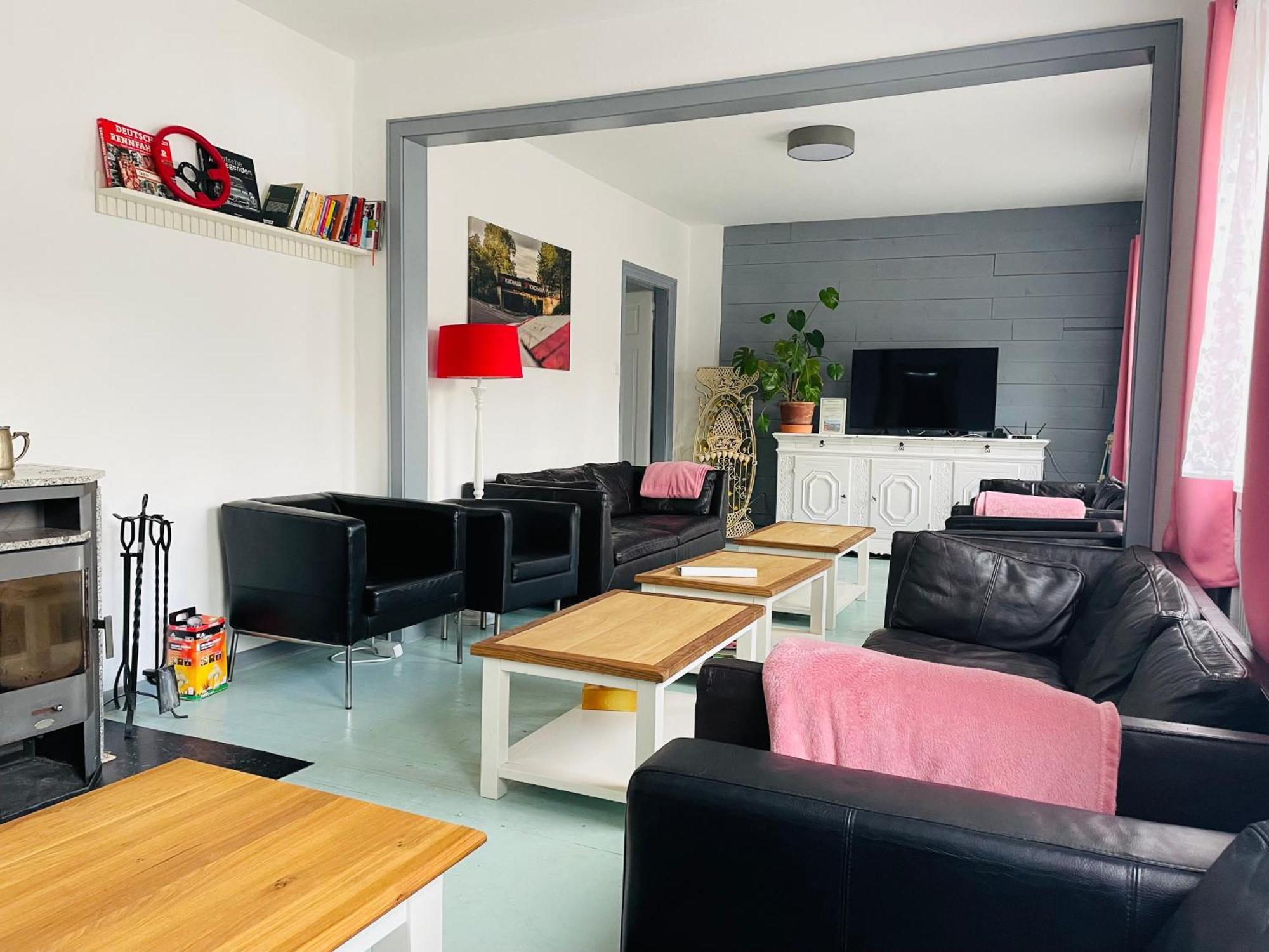 Ferienhaus Backesgarten Fuer 22 Personen Neichen 외부 사진