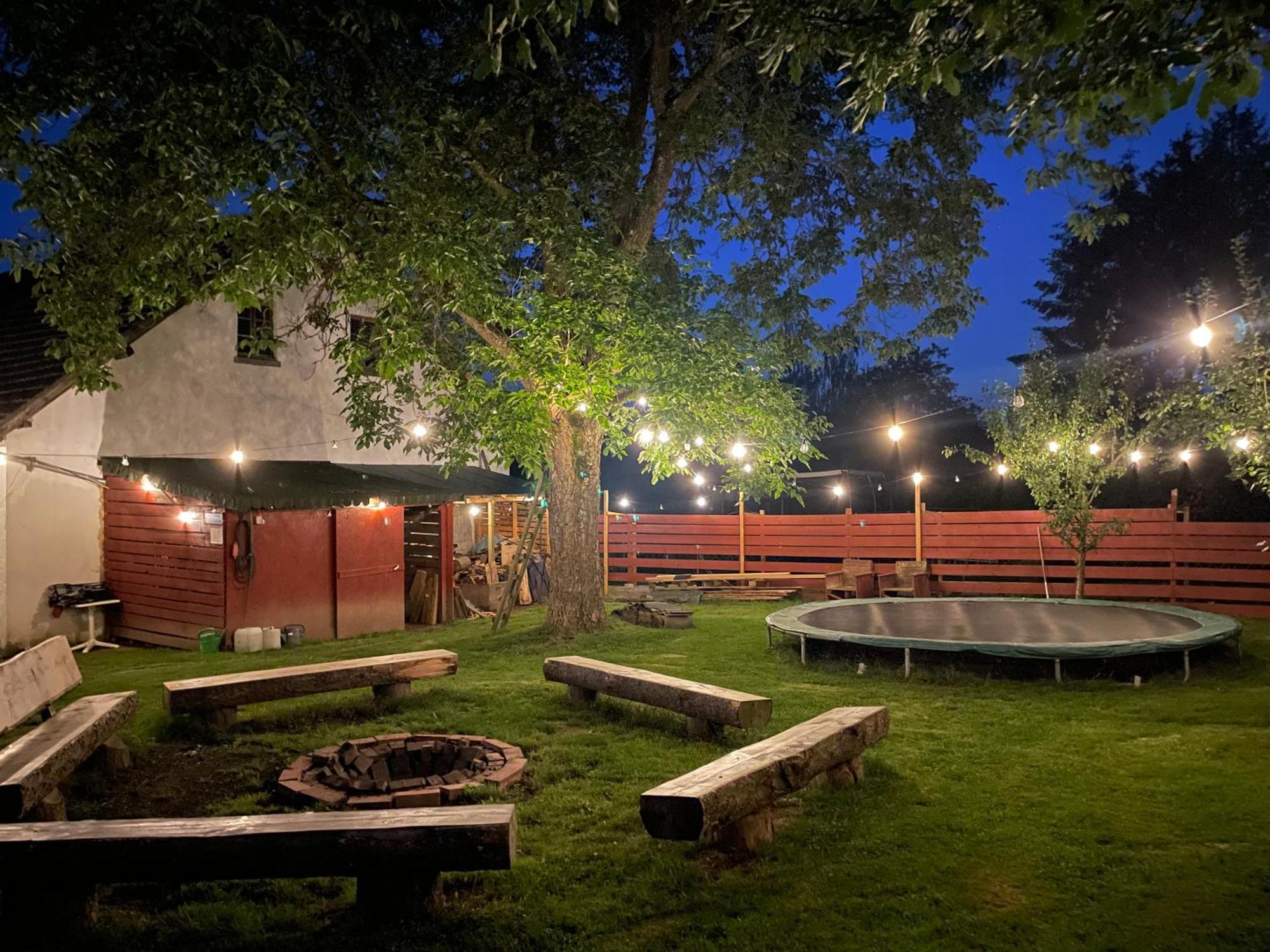 Ferienhaus Backesgarten Fuer 22 Personen Neichen 외부 사진